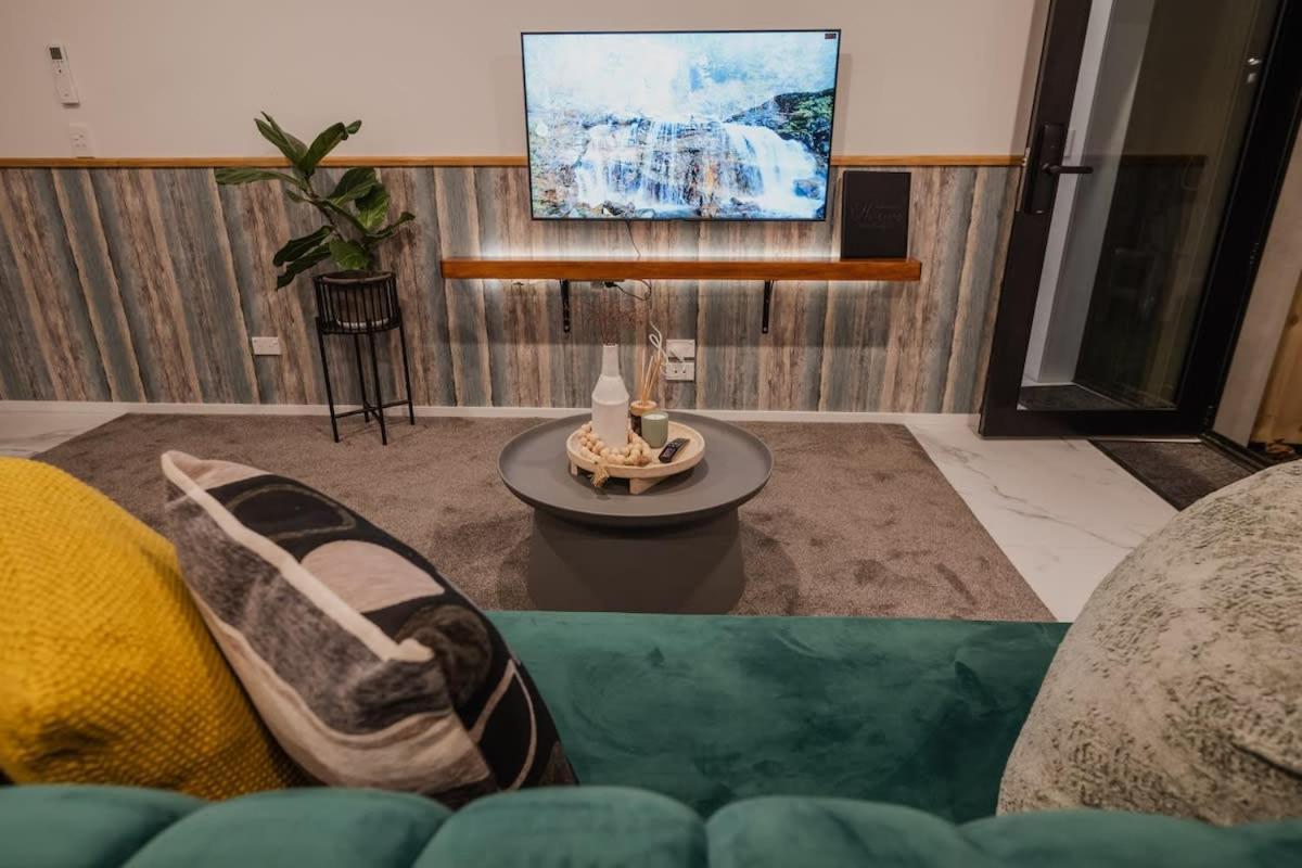 Casino Luxury Suite City Centre - Sleeps 5 Christchurch Ngoại thất bức ảnh